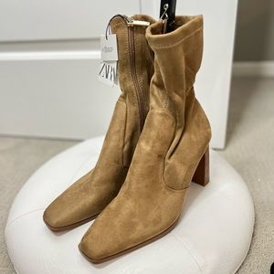 Zara Chunky boots